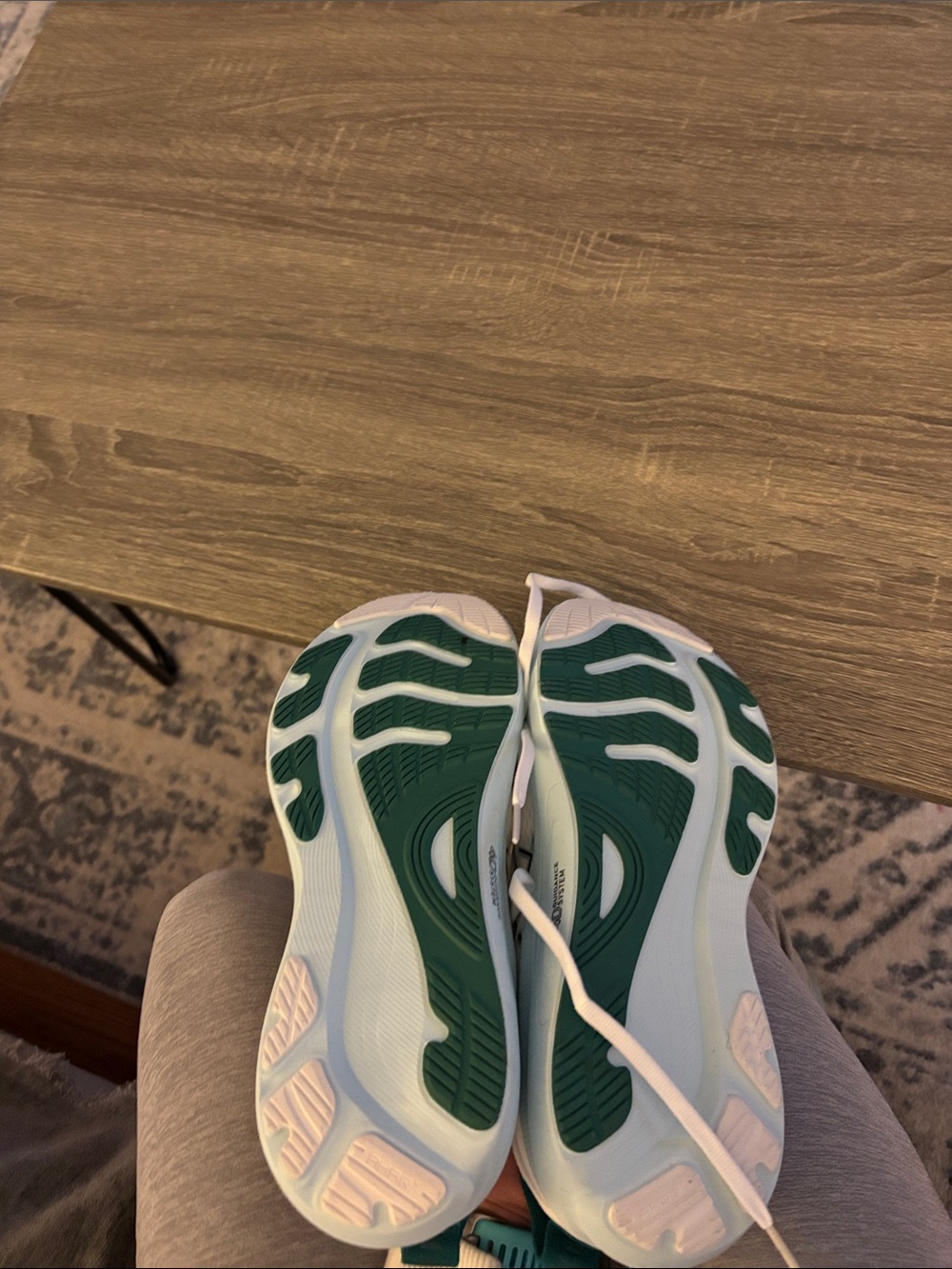 ASICS  Kayano 32 - Picture 5 of 6
